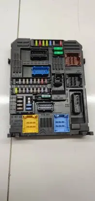 Citroen C5 Aircross Fuse module 9830813080 0941944217 28625187