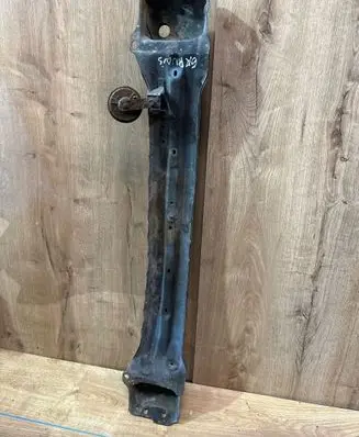 Mitsubishi Grandis Front bumper cross member