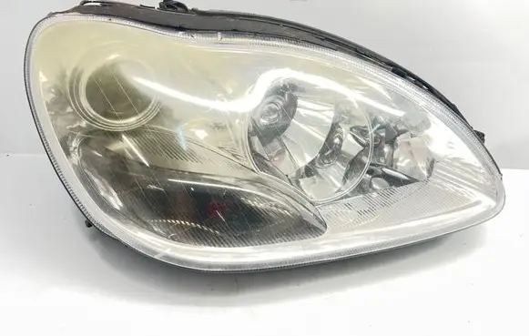 Mercedes-Benz S W220 Headlight/headlamp A2208202661