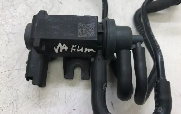 Ford Fiesta Turbo solenoid valve H6BG9F490CA