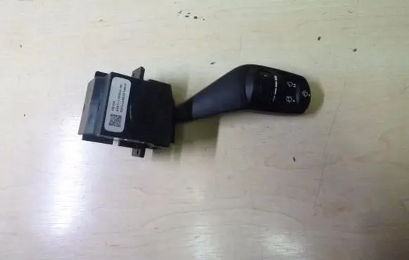 Ford Mondeo MK IV Multifunctional control switch/knob 6G9T17A553AE N271