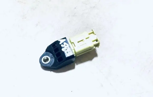Toyota RAV 4 (XA30) Airbag deployment crash/impact sensor 8983142010 89831-42010