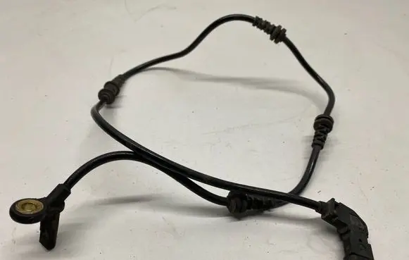 Mercedes-Benz ML W164 ABS brake wheel speed sensor A1649058200