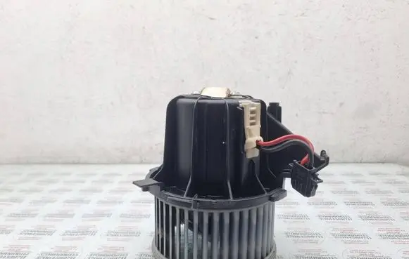 Audi A4 S4 B8 8K Heater fan/blower 8K1820021