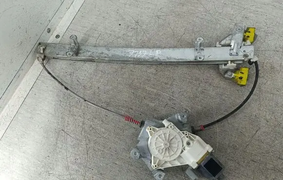 Nissan Micra Front door window regulator with motor