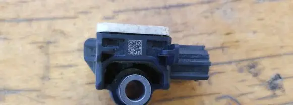 Mitsubishi ASX Airbag deployment crash/impact sensor 8651A116