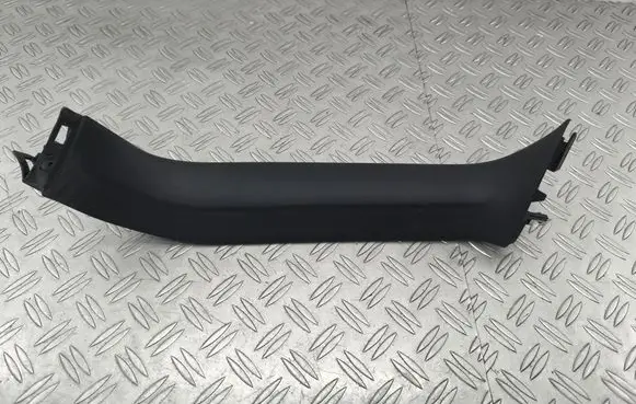 Volkswagen Touran III Tailgate/trunk upper cover trim 5TA867704B