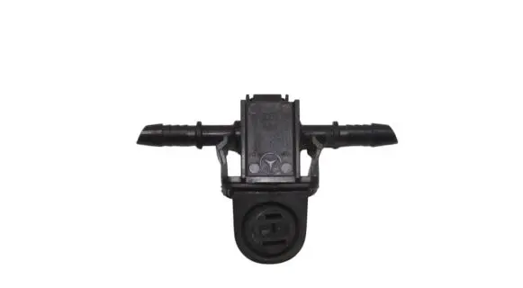 Mercedes-Benz C W204 Windshield washer spray nozzle 