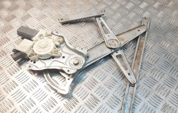 Toyota Corolla E120 E130 Rear door window regulator motor 992046100