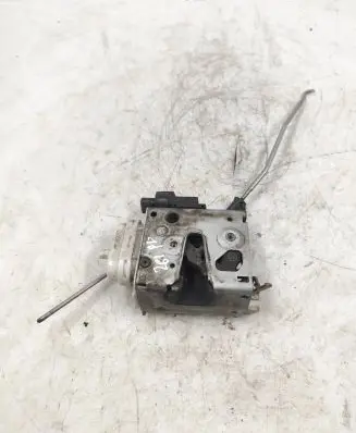 Audi A4 S4 B5 8D Front door lock 8d1837016a 30098101 L910458T08