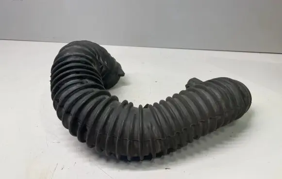 Opel Vivaro Air intake hose/pipe 93861664