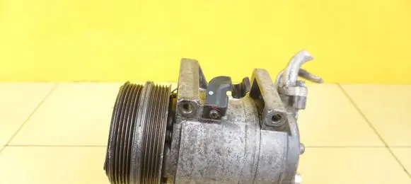 Ford Kuga I Air conditioning (A/C) compressor (pump) P31308257