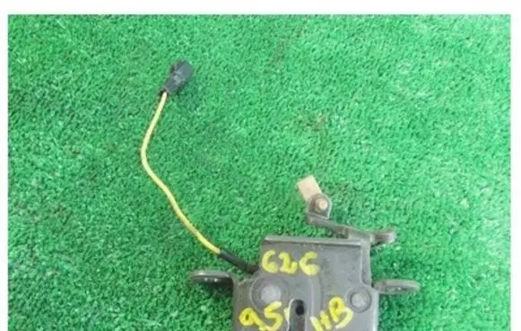 Mazda 626 Tailgate/trunk/boot lock/catch/latch