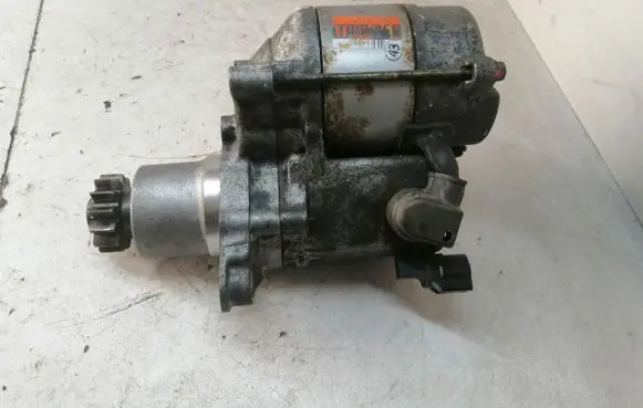 Toyota RAV 4 (XA40) Starter motor 2810074270 2280006273