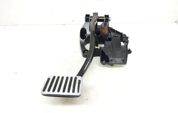 Tesla Model 3 Brake pedal 104469100D KSR203102017590