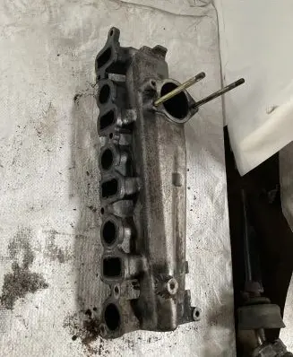 Toyota Land Cruiser (HDJ90) Intake manifold