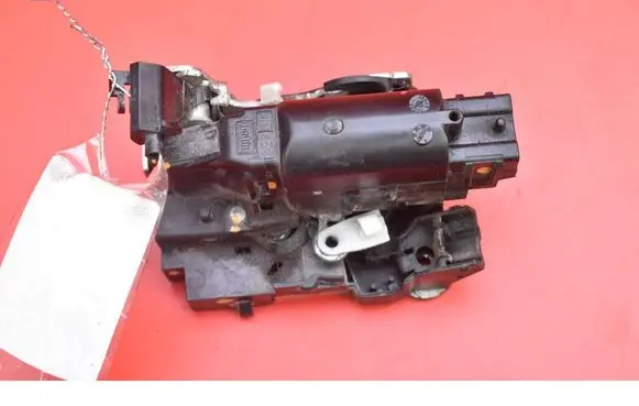 Dacia Dokker Front door lock