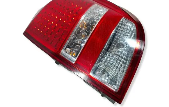 KIA Ceed Rear/tail lights 924021H3