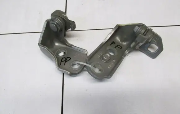 Ford Focus Loading door hinge set 