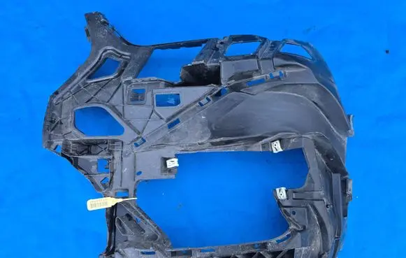 BMW X1 F48 F49 Front bumper mounting bracket 7954215