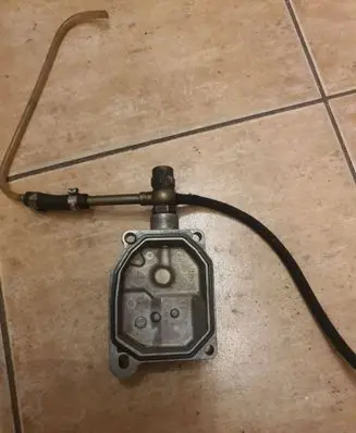 Volkswagen PASSAT B4 Fuel injection high pressure pump 2465530037 12394