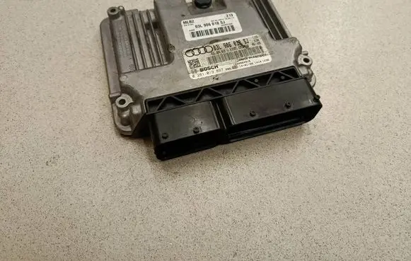 Audi A4 S4 B8 8K Engine control unit/module 03L906018SJ 0281019897 03L906018JL