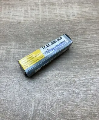 Renault 9 Spark plug 7701366087