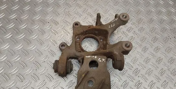 Toyota RAV 4 (XA30) Rear wheel hub