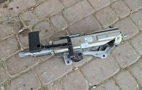Opel Astra K Steering wheel axle 39078167
