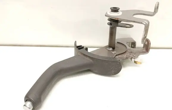 Hyundai ix20 Handbrake/parking brake lever assembly 
