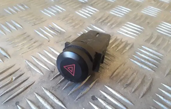 KIA Sorento Hazard light switch 937303E000 864W0140