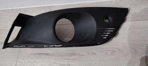 Renault Megane IV Front bumper lower grill 261A28562R