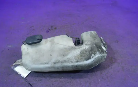 Dacia Logan I Windshield washer fluid reservoir/tank 8200210002F