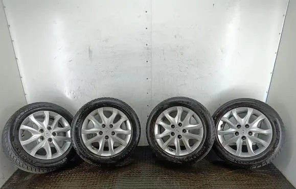 Hyundai i30 R16 alloy rim 
