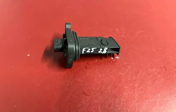 BMW X3 F25 Mass air flow meter 7602038 0280218266