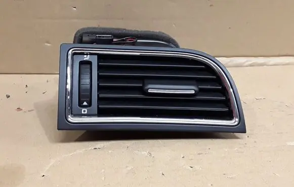 Skoda Superb B6 (3T) Dashboard side air vent grill/cover trim 3T0819702