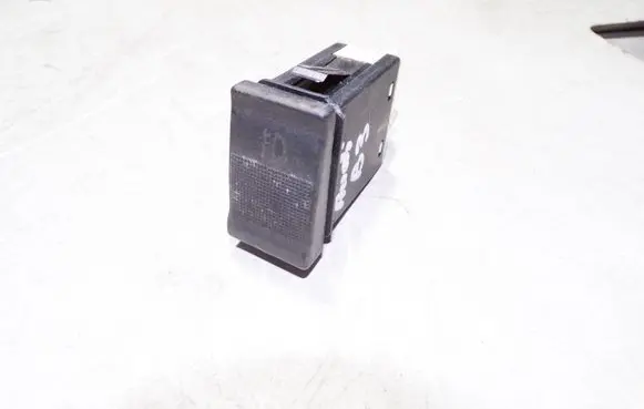 Fog light switch