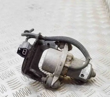 Opel Mokka Vacuum pump 11305122400 93411601AC