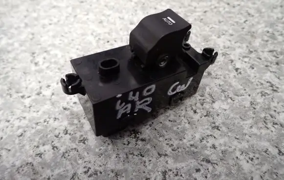 Hyundai i40 Other switches/knobs/shifts 93580-3Z050