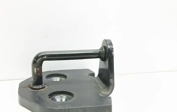 Volvo XC60 Front door lock loop/hook striker 30699650