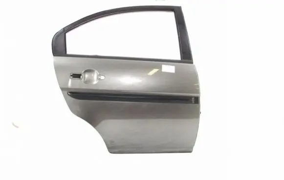 Hyundai Accent Rear door