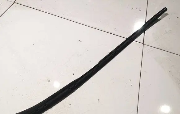 Seat Ibiza IV (6J,6P) Front door glass trim molding 6J0854320 6J0854320A