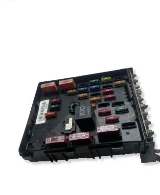 Volkswagen PASSAT B6 Fuse module 3C0937125 63592777
