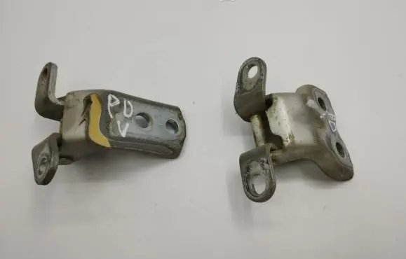 Front door hinge set