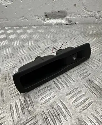Renault Laguna III Electric window control switch 82944002R