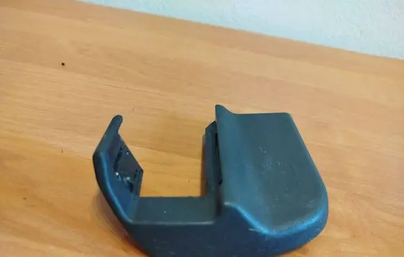 Volvo C30 Front driver seat rail trim 08629852