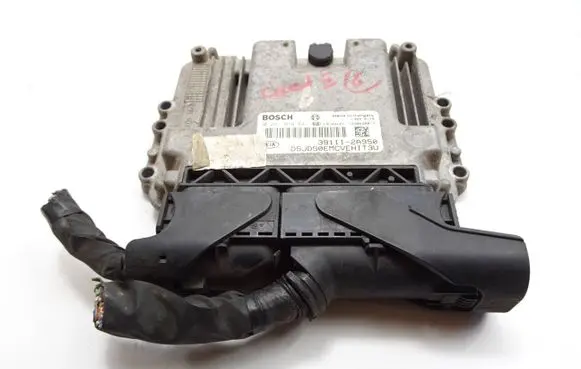 KIA Pro Cee'd II Engine control unit/module 391112A950 0281018641 1039S58817