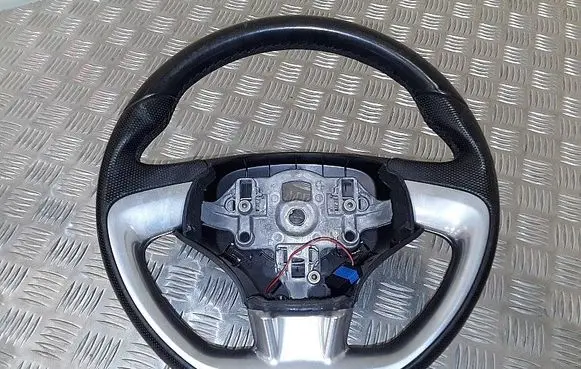 Citroen DS3 Steering wheel 96883081zd