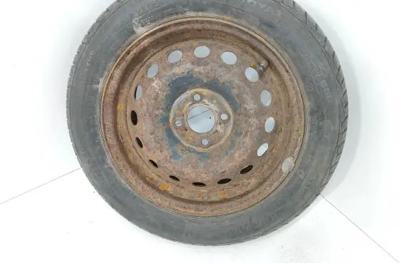Renault Clio IV R15 steel rim 