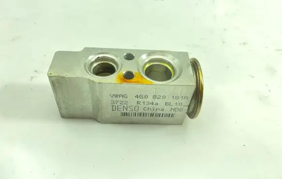 Audi A6 C7 Air conditioning (A/C) expansion valve 4G0820181A
